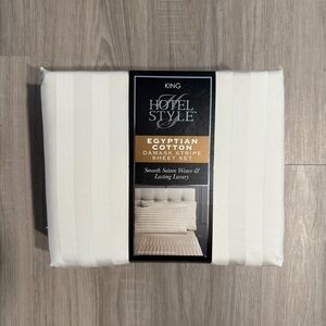 Luxurious White Hotel Style King Sheet Set Egyptian Cotton- Damask Stripe NEW